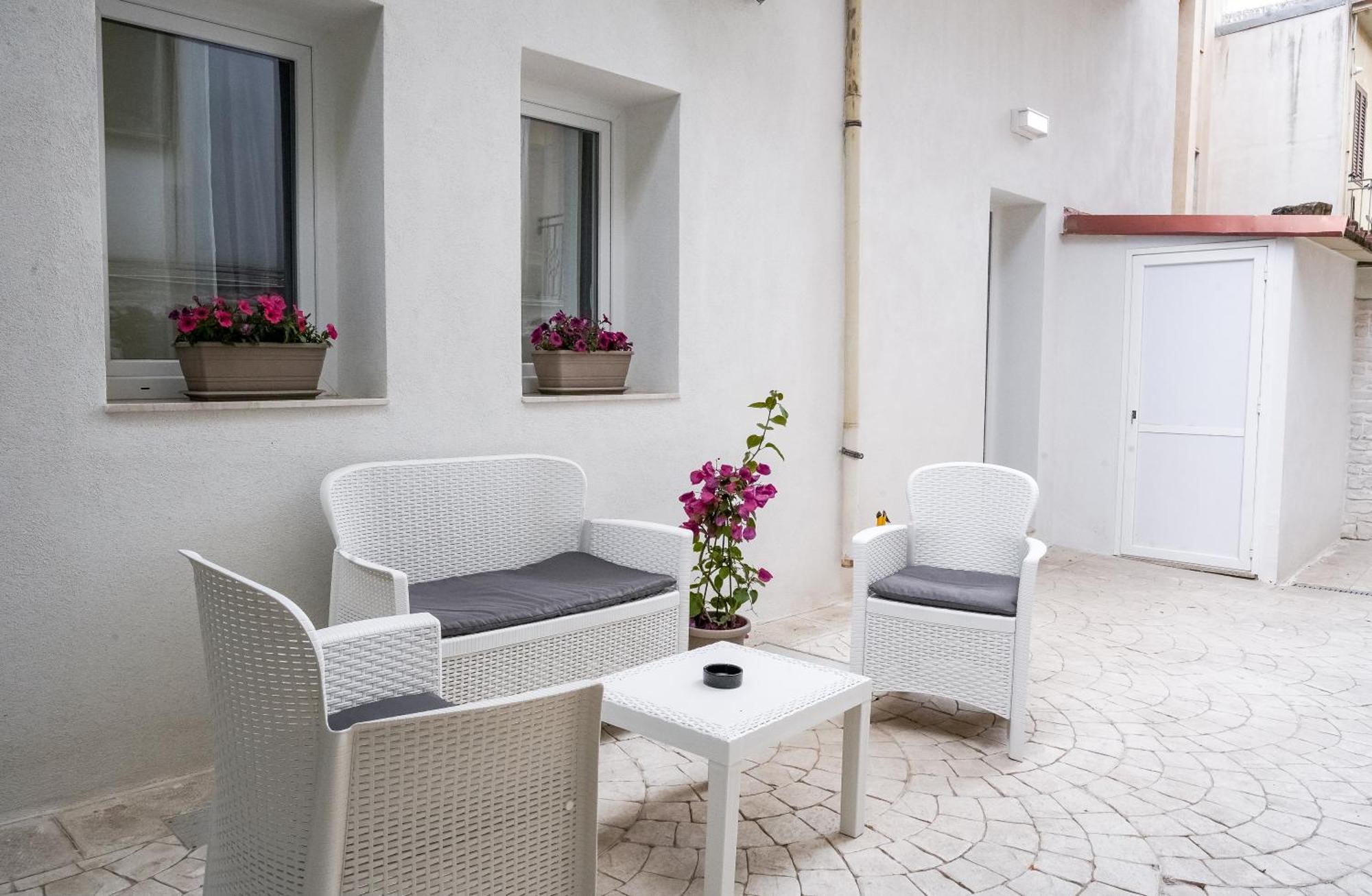 La Peonia B&B Ragusa Esterno foto